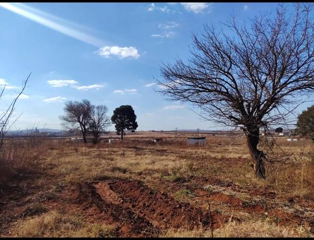 LAND FOR SALE IN LENASIA SOUTH